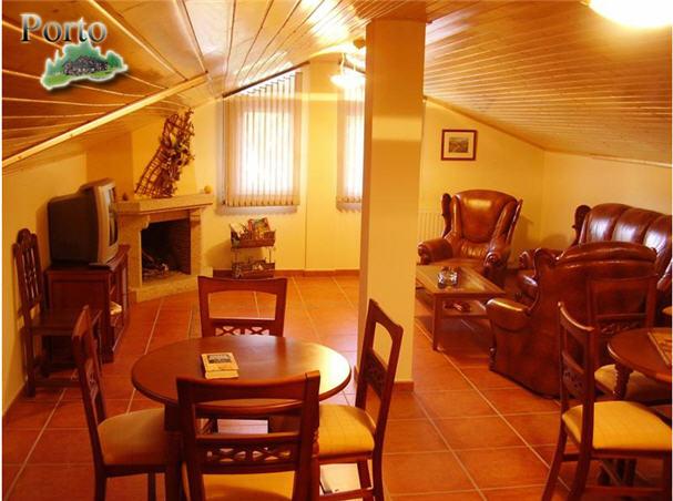 El Recreo De San Martin Sl Pensionat San Martín de Castañeda Restaurang bild